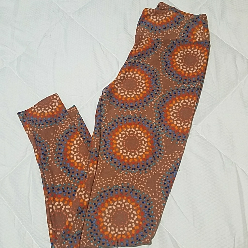 LulaRoe one size leggings